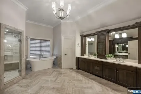 11 Aldbury Drive Upper Saddle River NJ 07458