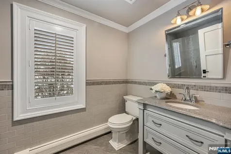 11 Aldbury Drive Upper Saddle River NJ 07458