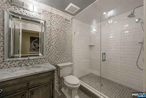 11 Aldbury Drive Upper Saddle River NJ 07458