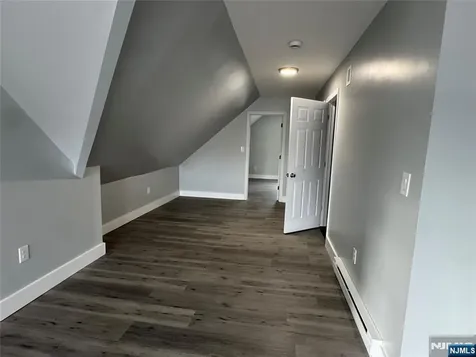 327 Maple Avenue East Orange NJ 07017