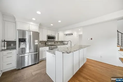 61 Rose Street Cresskill NJ 07626