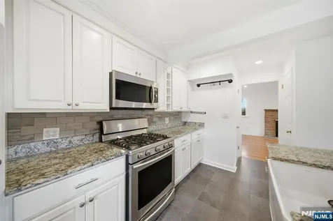 61 Rose Street Cresskill NJ 07626