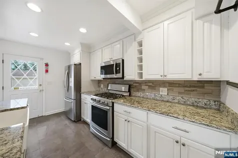 61 Rose Street Cresskill NJ 07626