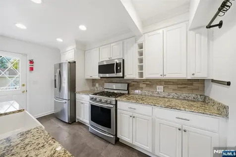 61 Rose Street Cresskill NJ 07626