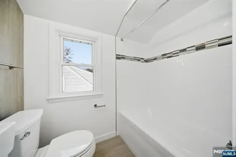 61 Rose Street Cresskill NJ 07626