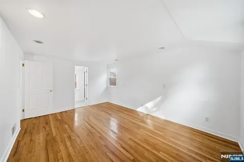 61 Rose Street Cresskill NJ 07626