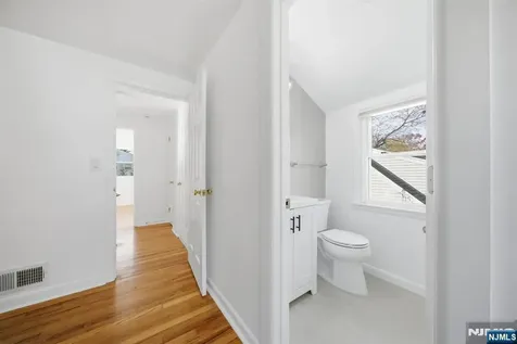 61 Rose Street Cresskill NJ 07626