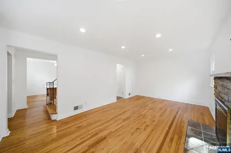 61 Rose Street Cresskill NJ 07626