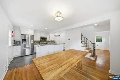 61 Rose Street Cresskill NJ 07626