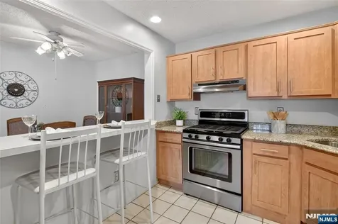 560 Holly Court Mahwah NJ 07430