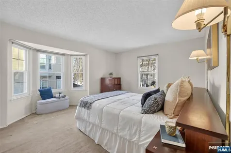560 Holly Court Mahwah NJ 07430
