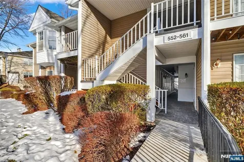 560 Holly Court Mahwah NJ 07430