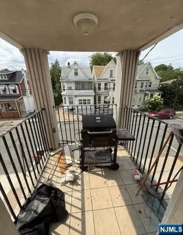 286 6th Street Prospect Park NJ 07508