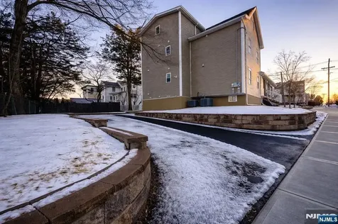39 Halsted Street Newton NJ 07860