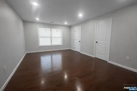 39 Halsted Street Newton NJ 07860