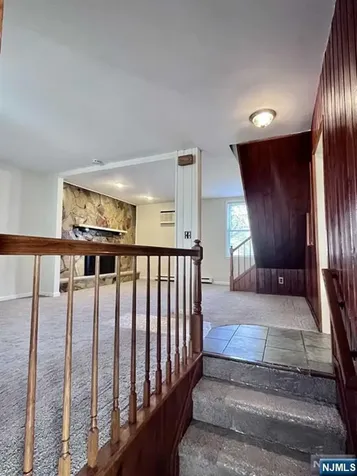 283 Orchard Street Elmwood Park NJ 07407
