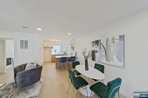 413 Paulison Avenue Passaic NJ 07055
