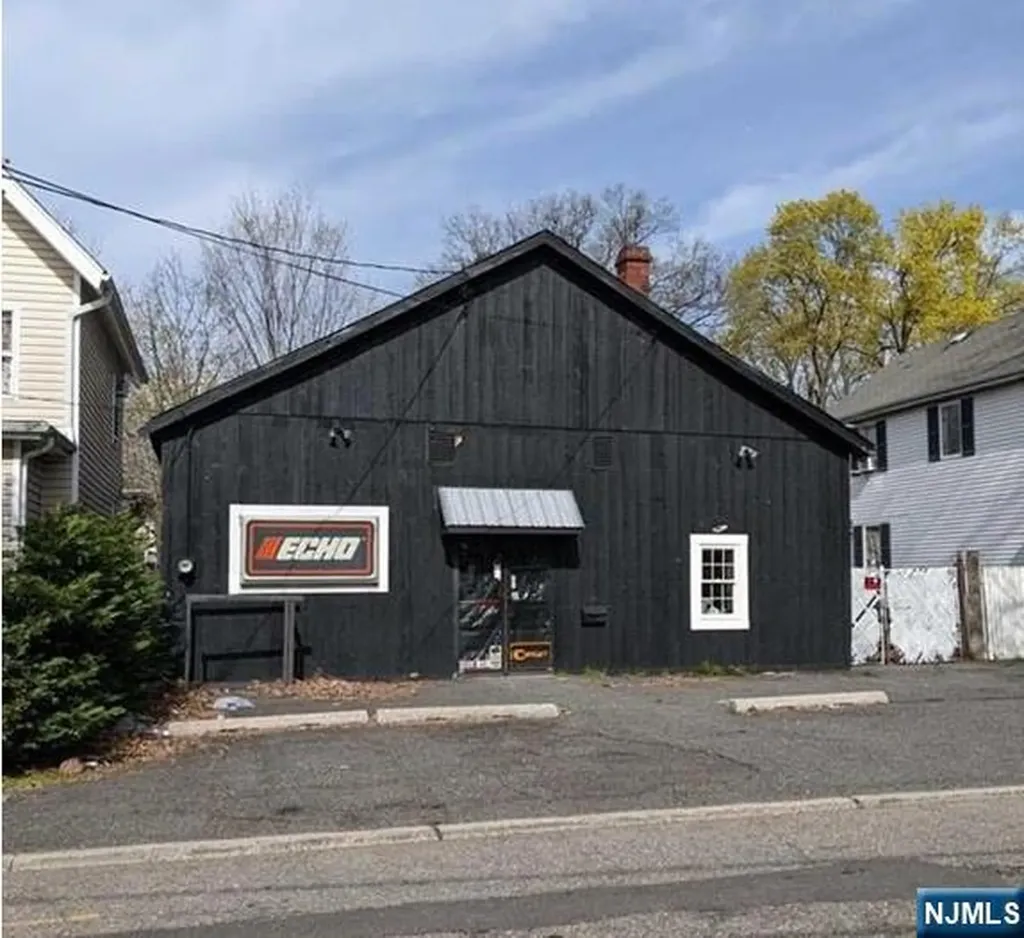 44 W Railroad Avenue Tenafly NJ 07670
