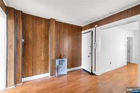 354 Hayward Street Orange NJ 07050