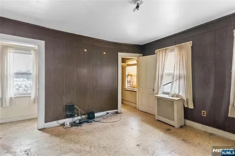354 Hayward Street Orange NJ 07050