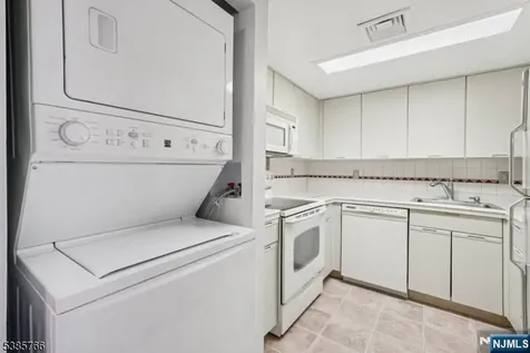 38 Moonachie Road Hackensack NJ 07601