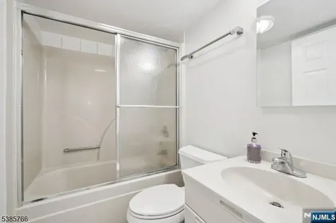 38 Moonachie Road Hackensack NJ 07601
