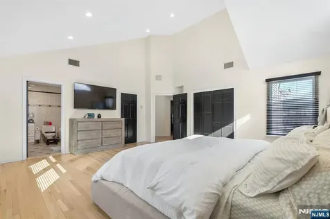 45 Highland Avenue Emerson NJ 07630