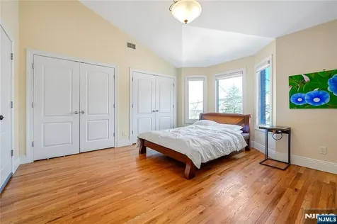 46A Homestead Palisades Park NJ 07650
