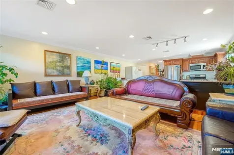 46A Homestead Palisades Park NJ 07650