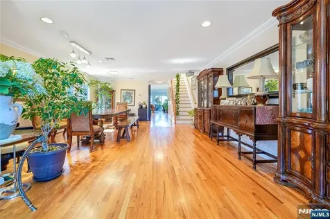 46A Homestead Palisades Park NJ 07650