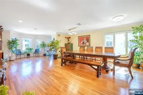 46A Homestead Palisades Park NJ 07650