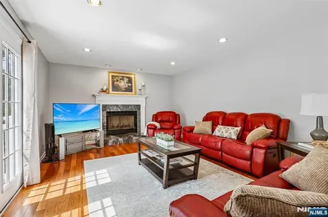 29 Overlook Drive Jackson NJ 08527