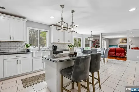 29 Overlook Drive Jackson NJ 08527