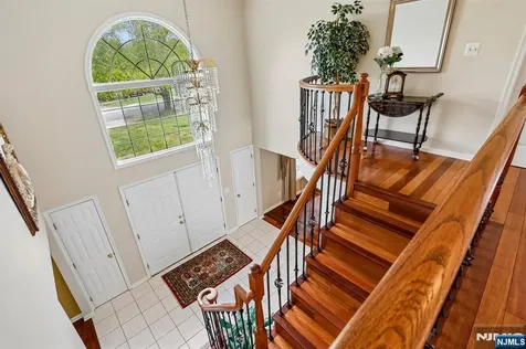 29 Overlook Drive Jackson NJ 08527