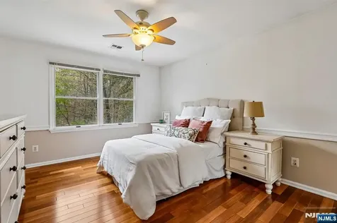 29 Overlook Drive Jackson NJ 08527