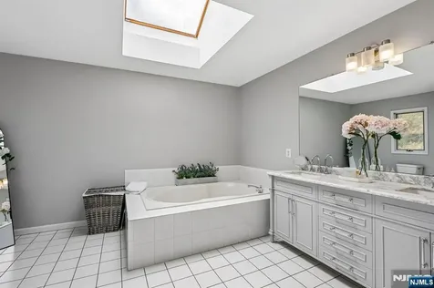 29 Overlook Drive Jackson NJ 08527