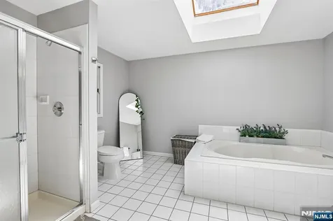 29 Overlook Drive Jackson NJ 08527