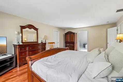 29 Overlook Drive Jackson NJ 08527