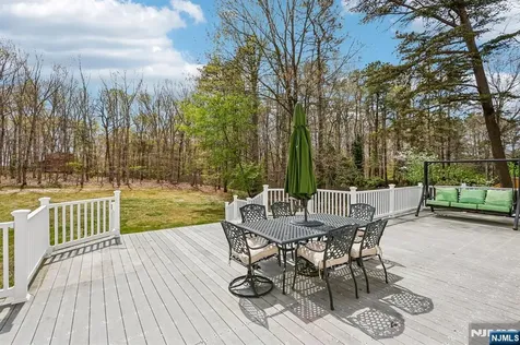 29 Overlook Drive Jackson NJ 08527