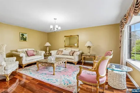 29 Overlook Drive Jackson NJ 08527