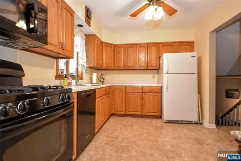 420 Park Avenue Midland Park NJ 07432