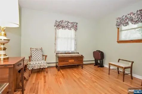 420 Park Avenue Midland Park NJ 07432