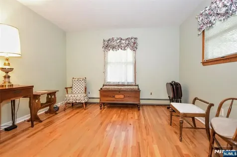 420 Park Avenue Midland Park NJ 07432