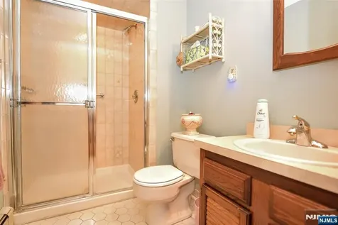 420 Park Avenue Midland Park NJ 07432