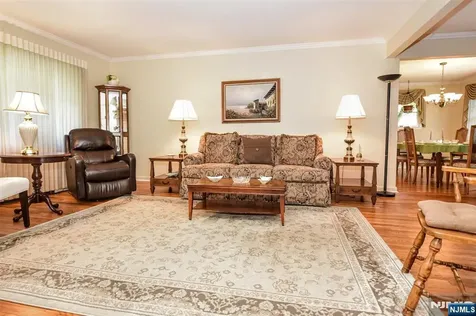 420 Park Avenue Midland Park NJ 07432