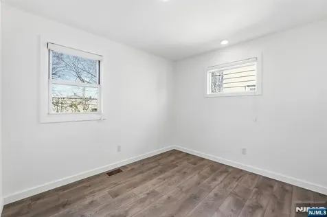 73 Macarthur Avenue Lodi NJ 07644