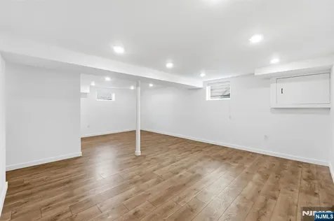73 Macarthur Avenue Lodi NJ 07644