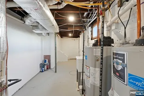 73 Macarthur Avenue Lodi NJ 07644