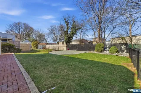 73 Macarthur Avenue Lodi NJ 07644