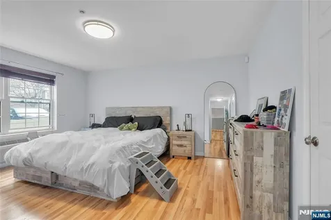 547 Gorge Road Cliffside Park NJ 07010